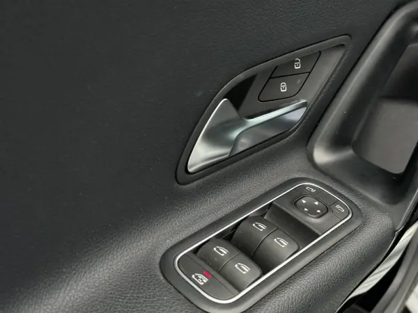 Mercedes-Benz A 180 d Style 22