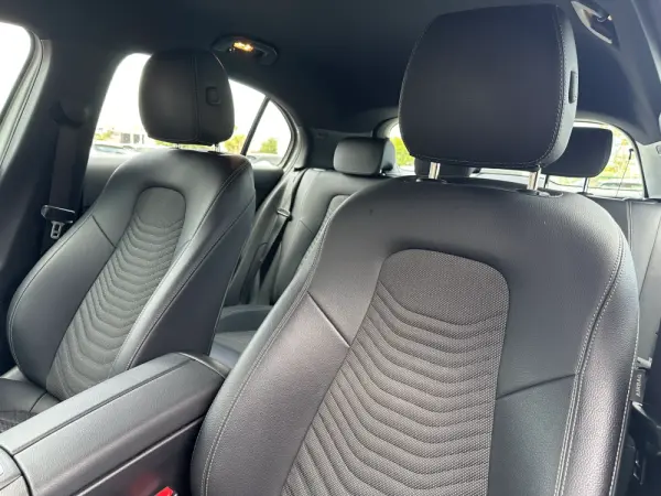 Mercedes-Benz A 180 d Style 31