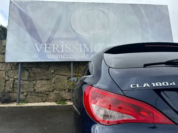 Mercedes-Benz CLA 180 d Urban 5