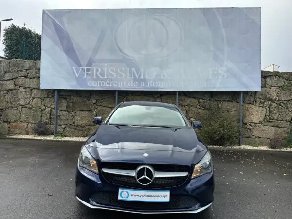 Mercedes-Benz CLA 180 d Urban 8