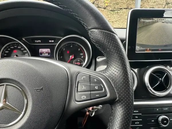 Mercedes-Benz CLA 180 d Urban 20