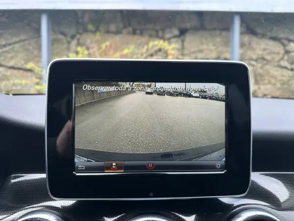 Mercedes-Benz CLA 180 d Urban 22