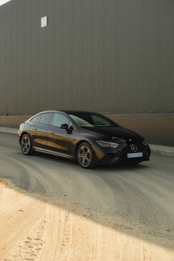 Mercedes-Benz EQE 350 11