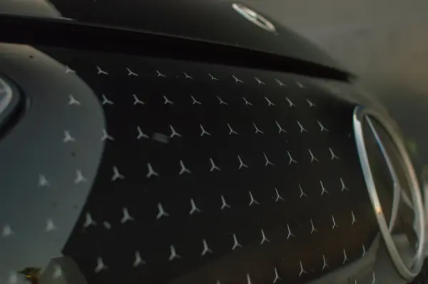 Mercedes-Benz EQE 350 13