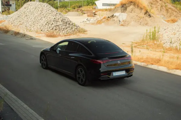 Mercedes-Benz EQE 350 29