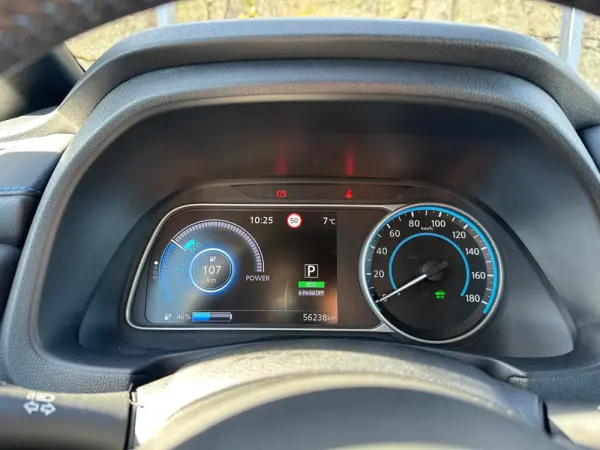 Nissan Leaf N-Connecta 21