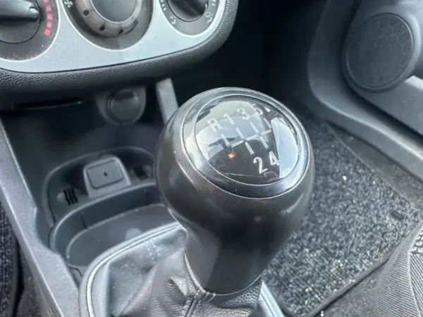 Opel Corsa 1.3 CDTi 21