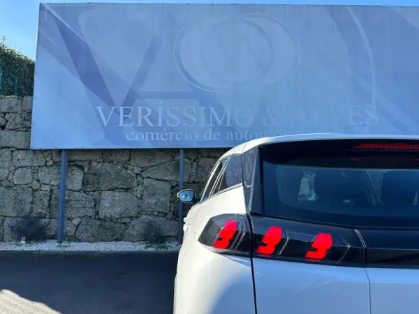 Peugeot 2008 1.5 BlueHDi Active Pack 5