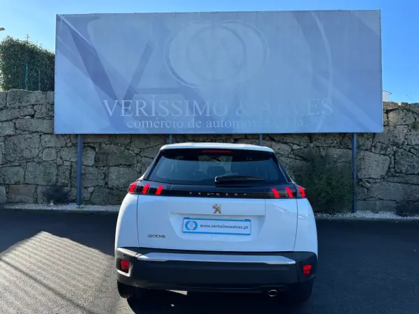 Peugeot 2008 1.5 BlueHDi Active Pack 14