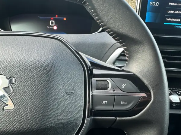 Peugeot 3008 1.5 BlueHDi Allure Pack 20