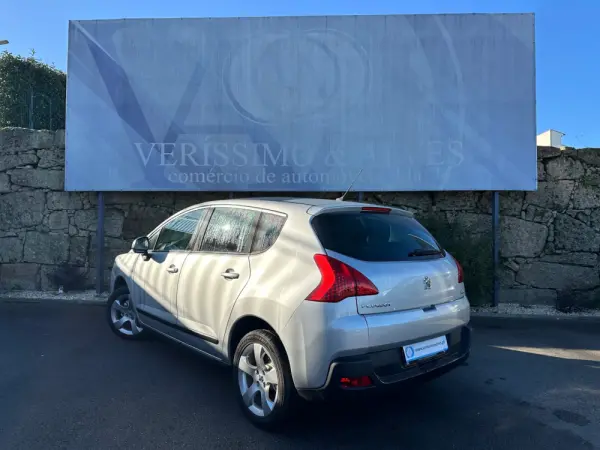 Peugeot 3008 1.6 HDi Premium 2