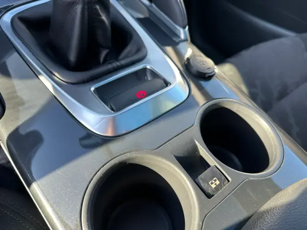 Peugeot 3008 1.6 HDi Premium 25