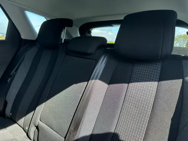 Peugeot 3008 1.5 BlueHDi Active Pack 27