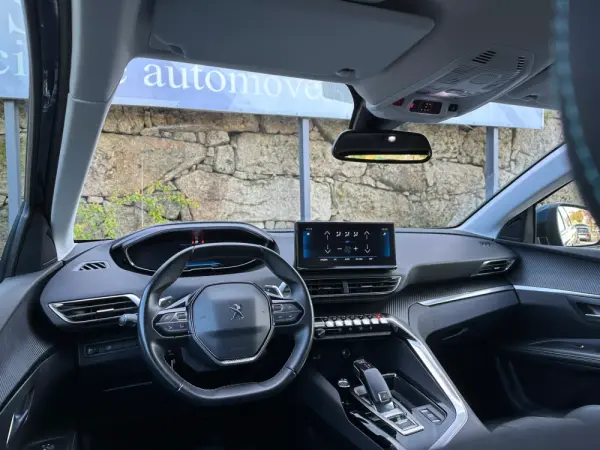 Peugeot 5008 1.5 BlueHDi Allure EAT8 3