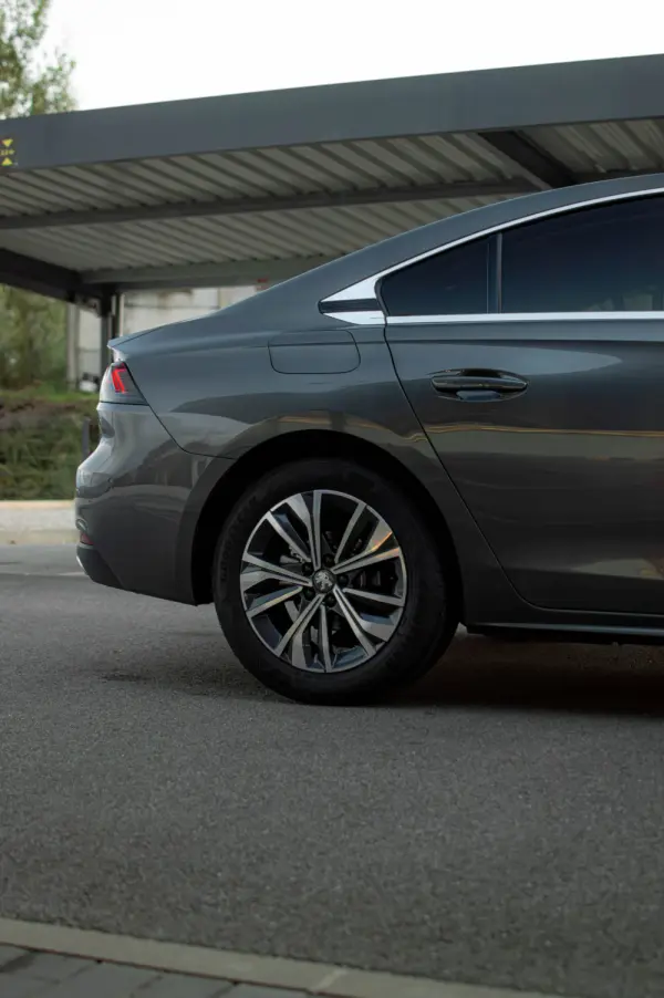 Peugeot 508 1.5 BlueHDi Allure 13