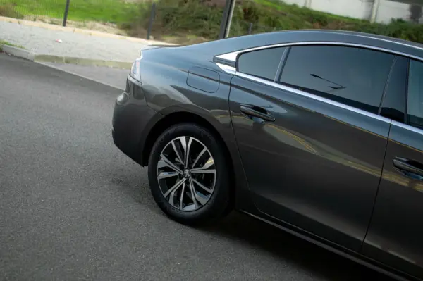 Peugeot 508 1.5 BlueHDi Allure 14