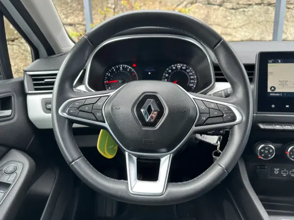 Renault Clio 1.0 TCe Limited 17