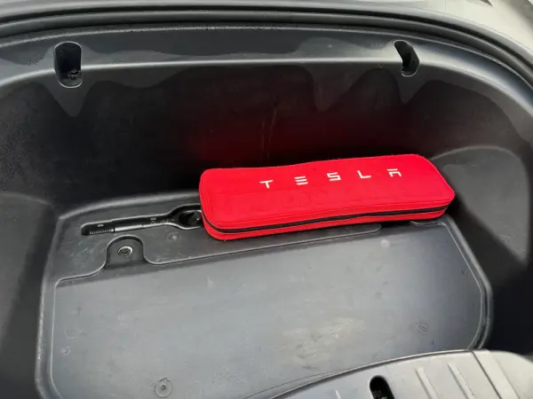 Tesla Model 3 Performance Tração Integral 31