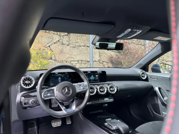 Mercedes-Benz A 180 d AMG Line Aut. 3