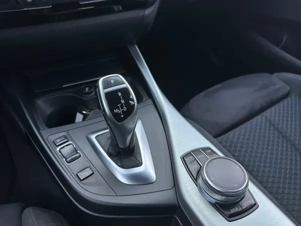 BMW 120 d xDrive Pack M 18