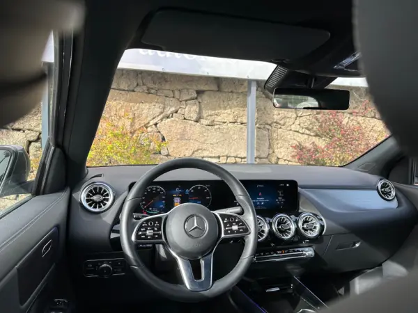 Mercedes-Benz EQA 250 Progressive 3