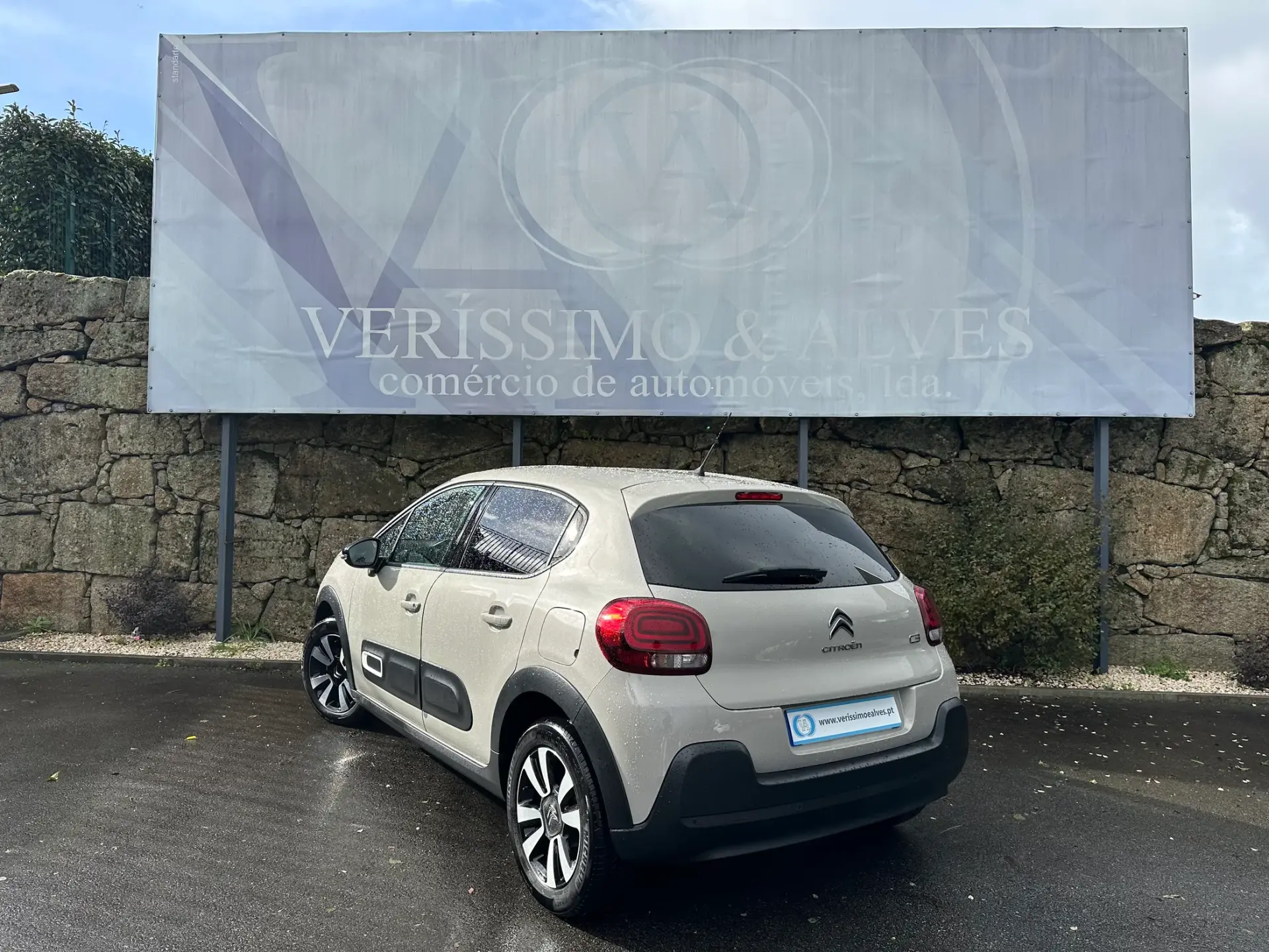 Citroën C3 1.2 PureTech Shine 2
