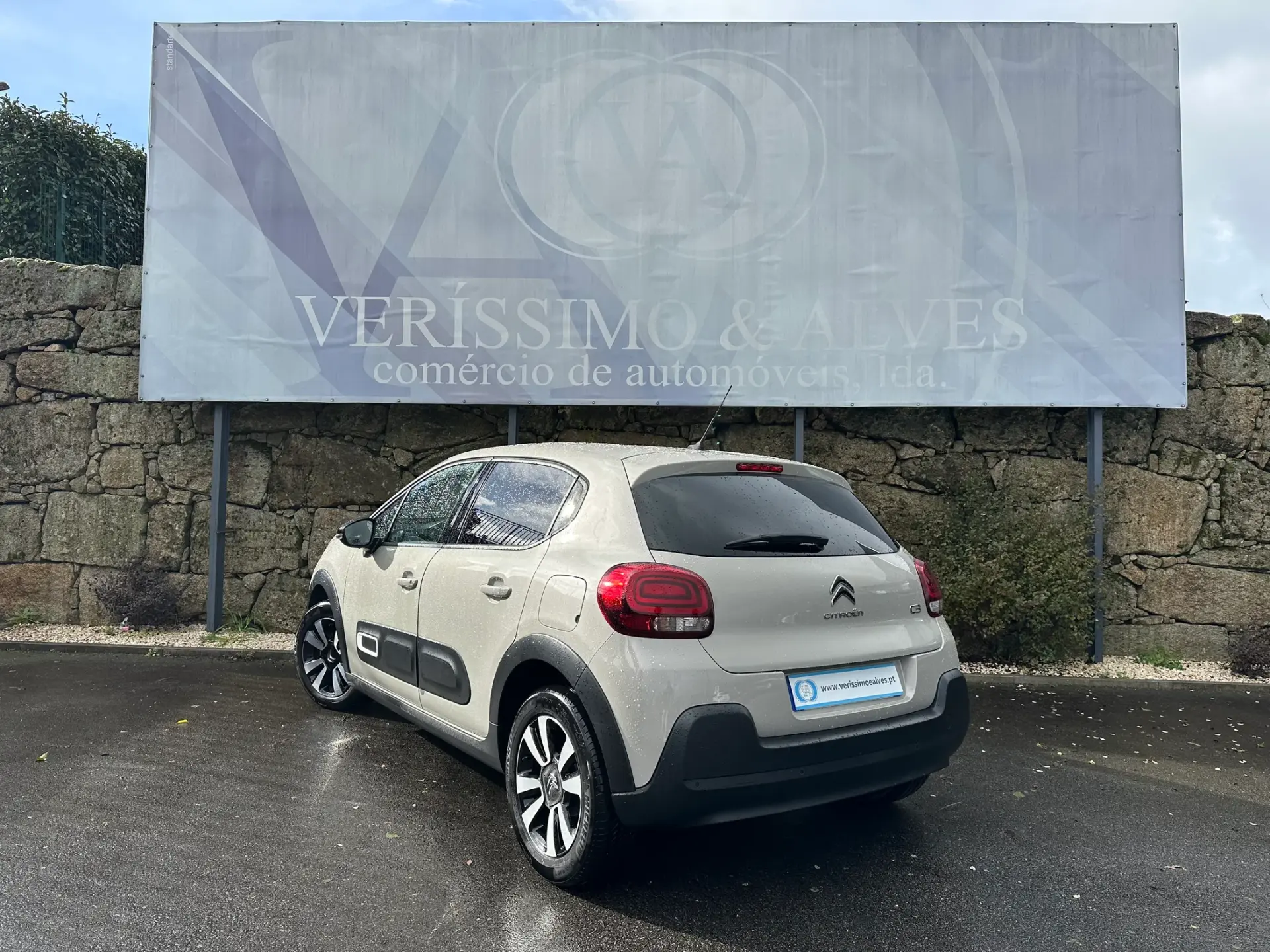 Citroën C3 1.2 PureTech Shine 10