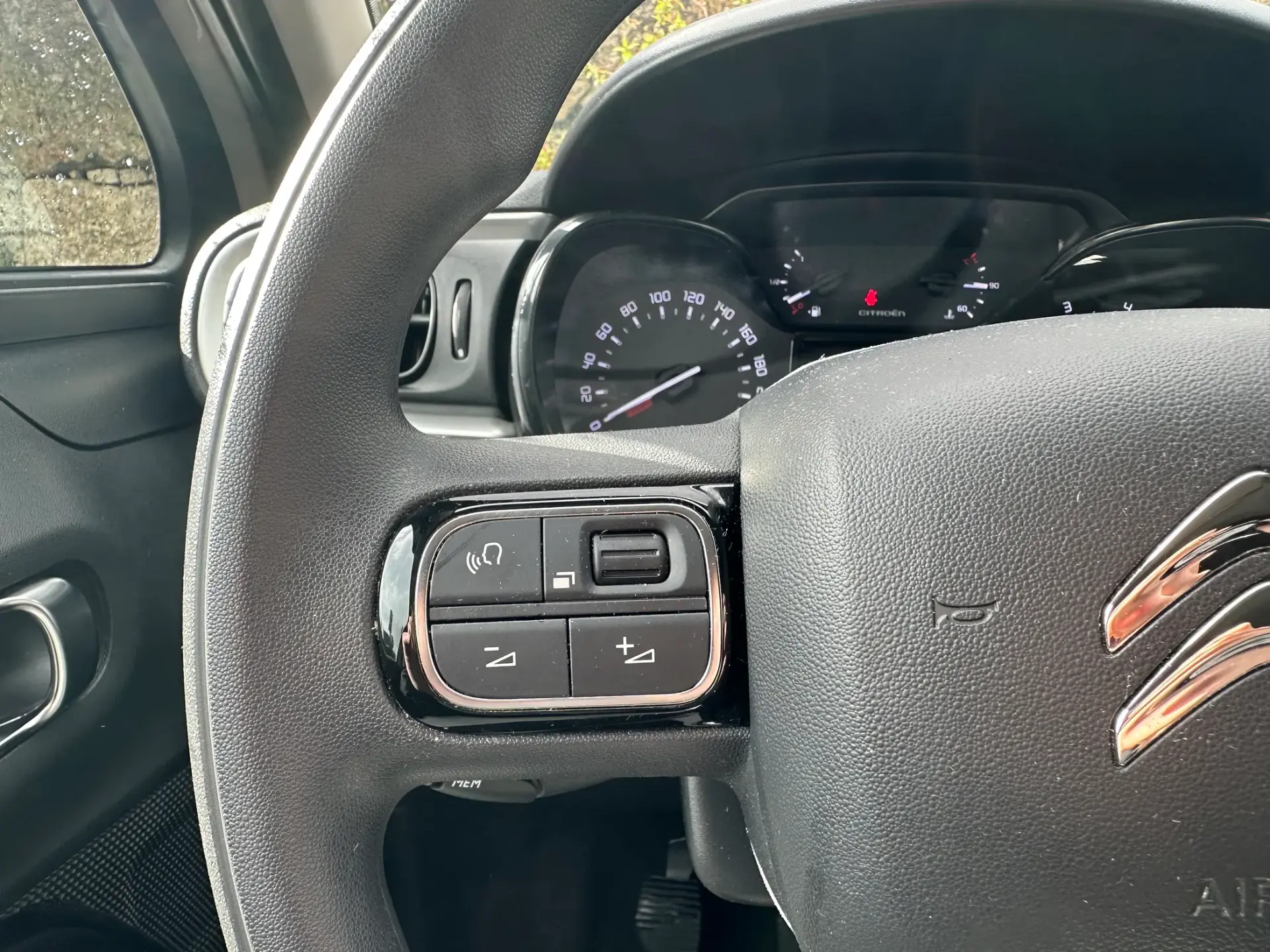 Citroën C3 1.2 PureTech Shine 18