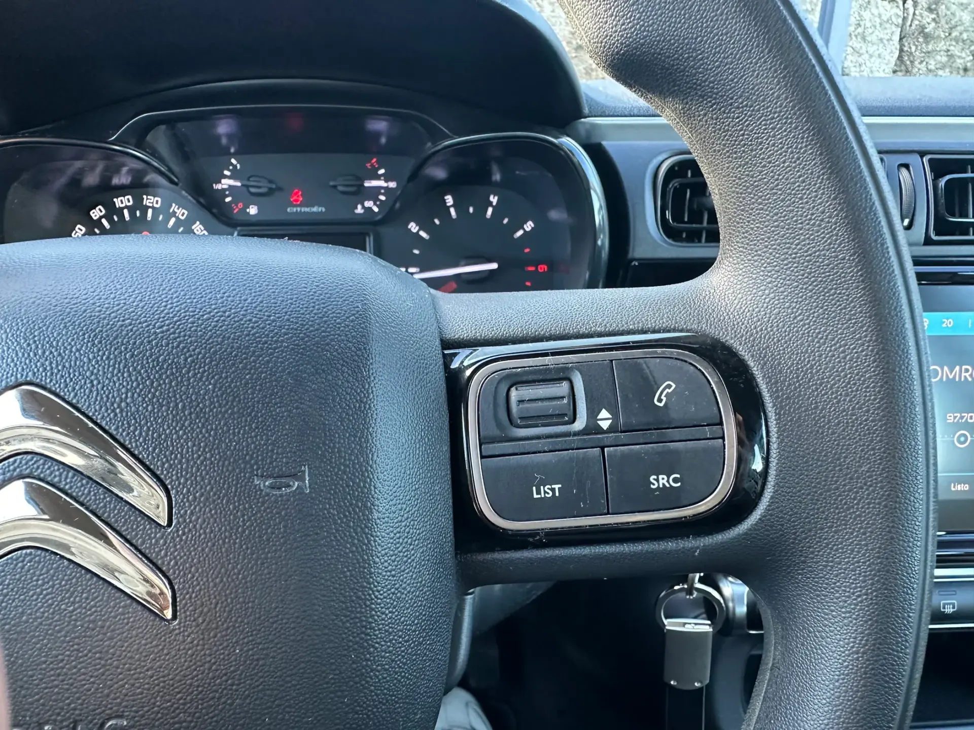 Citroën C3 1.2 PureTech Shine 18