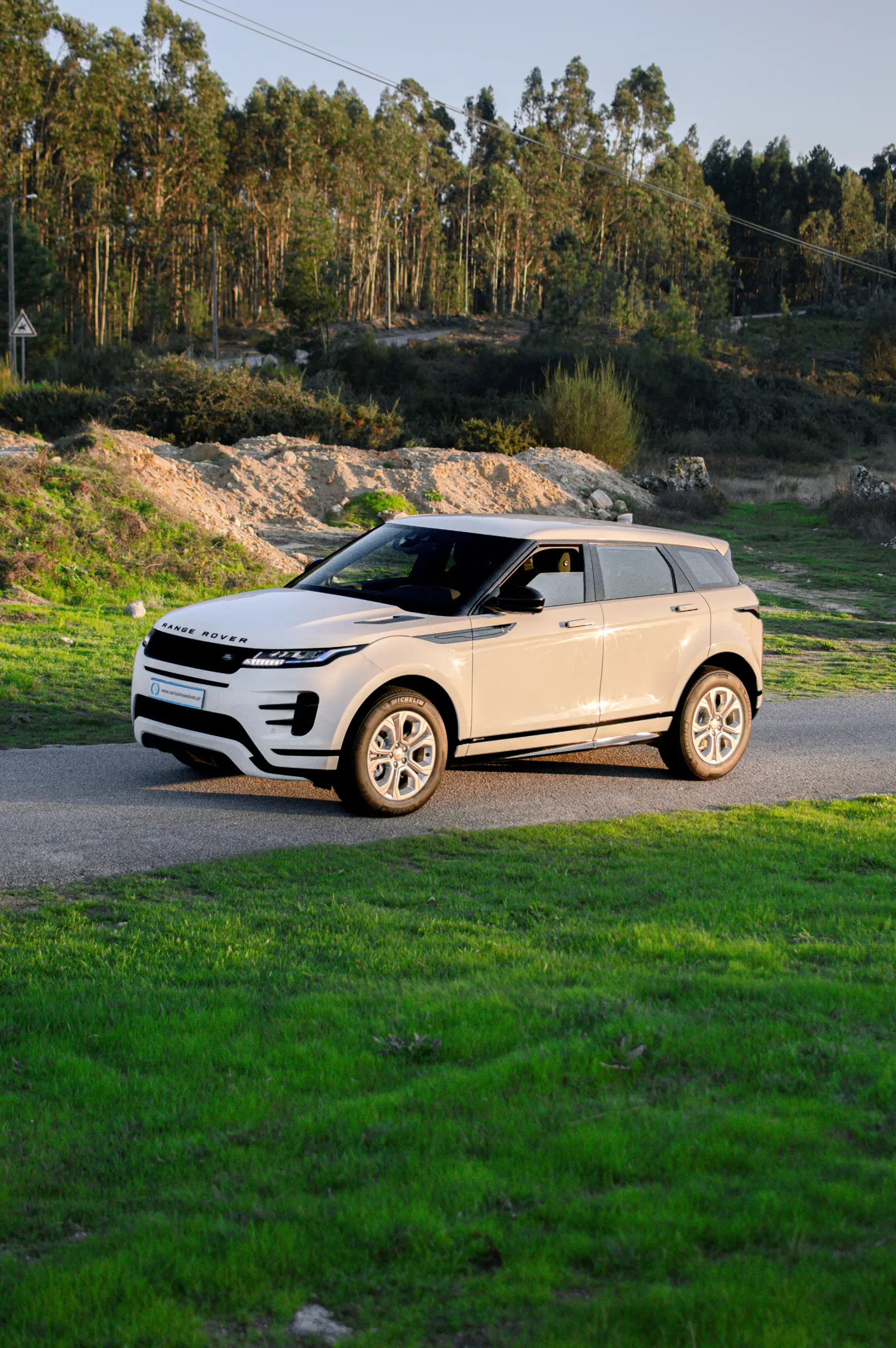 Land Rover Range Rover Evoque 2.0 D150 AWD R-Dynamic Auto 34