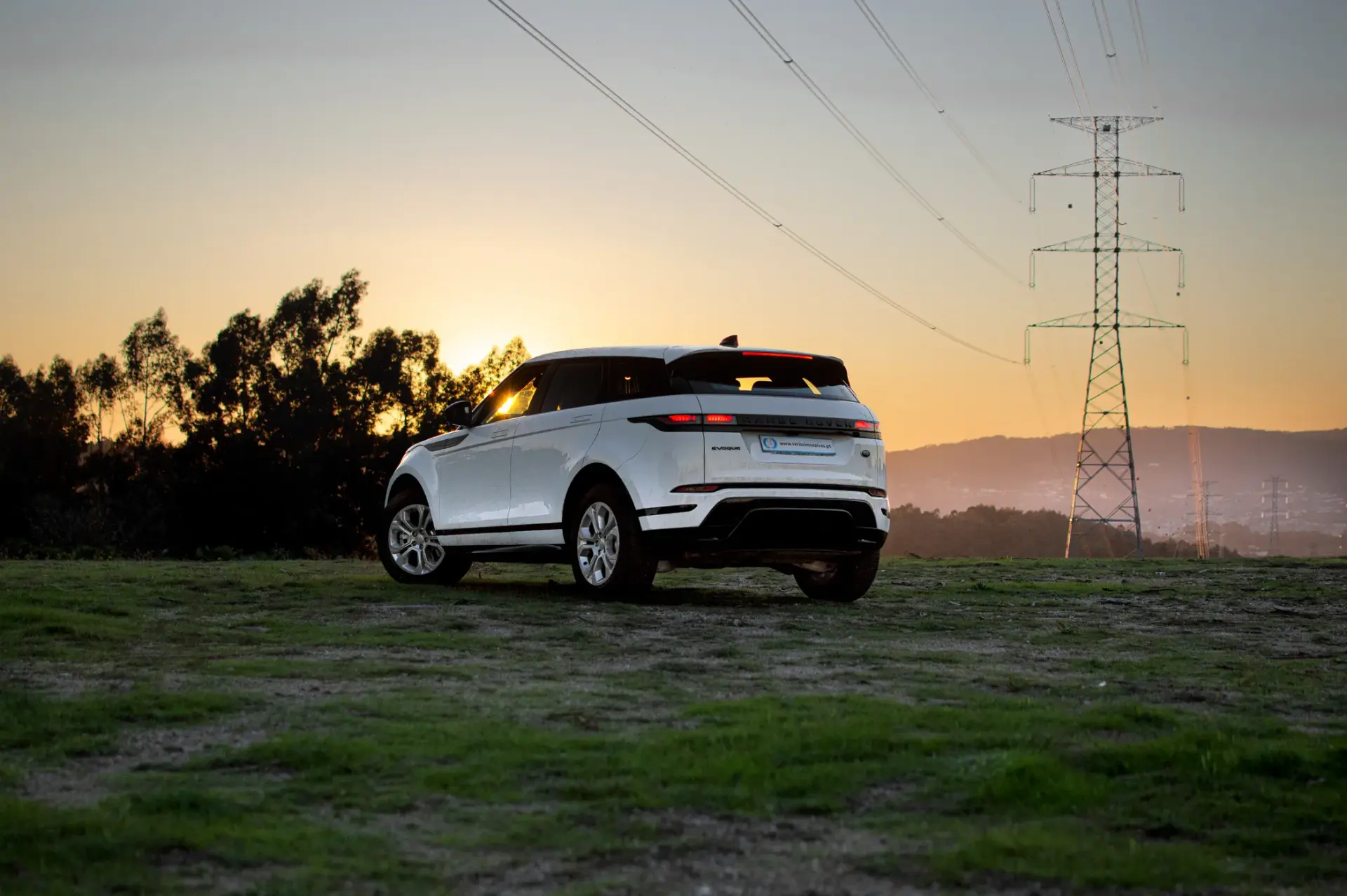 Land Rover Range Rover Evoque 2.0 D150 AWD R-Dynamic Auto 42