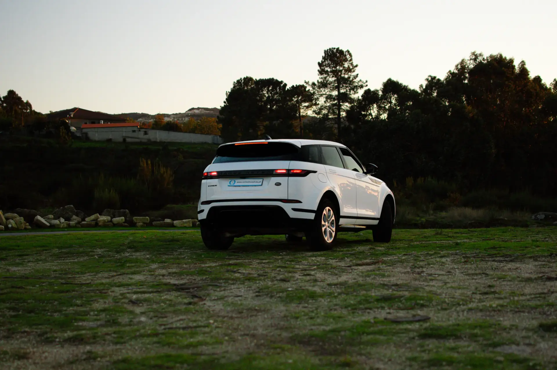 Land Rover Range Rover Evoque 2.0 D150 AWD R-Dynamic Auto 46