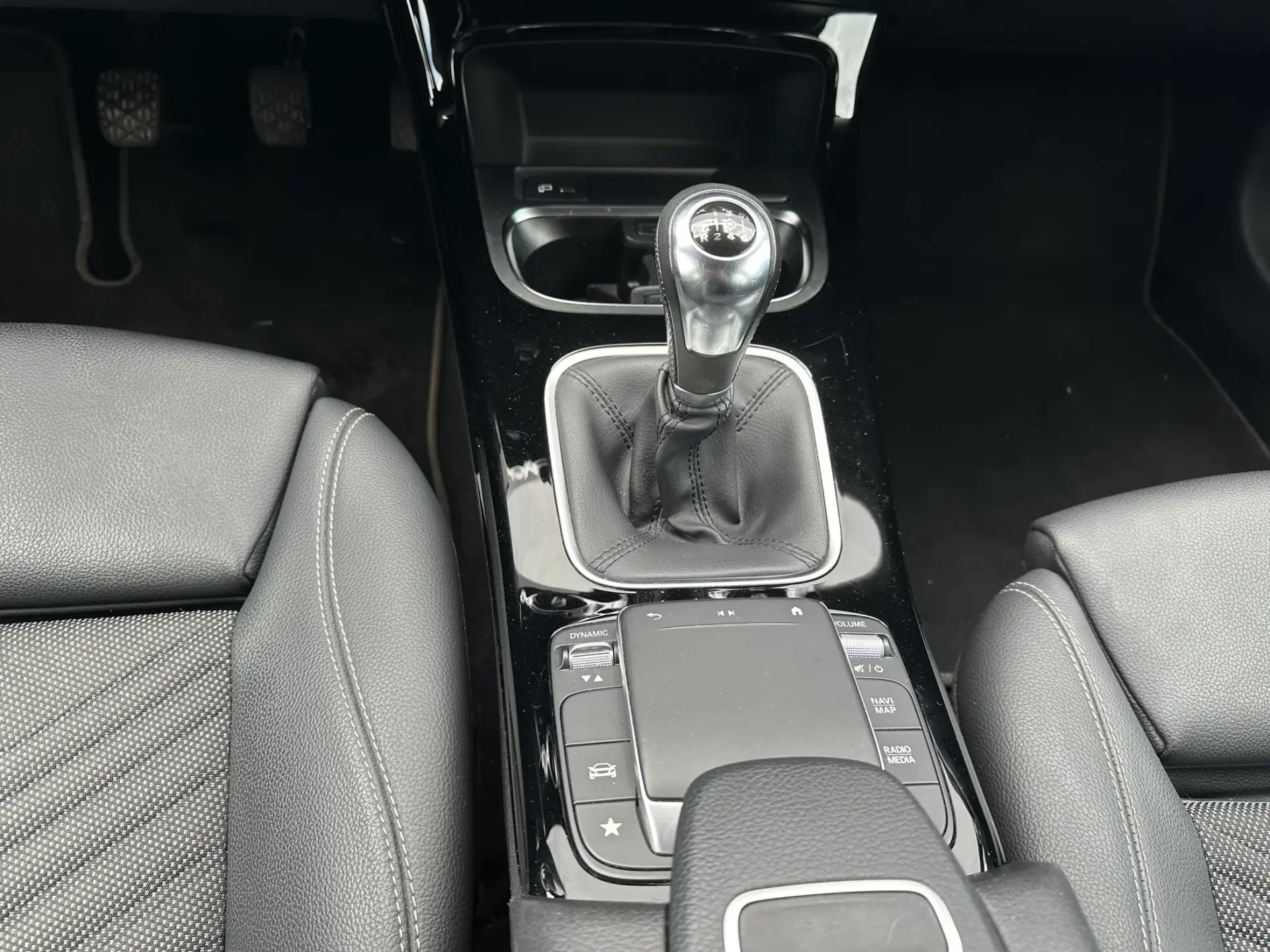 Mercedes-Benz A 180 d Style 21