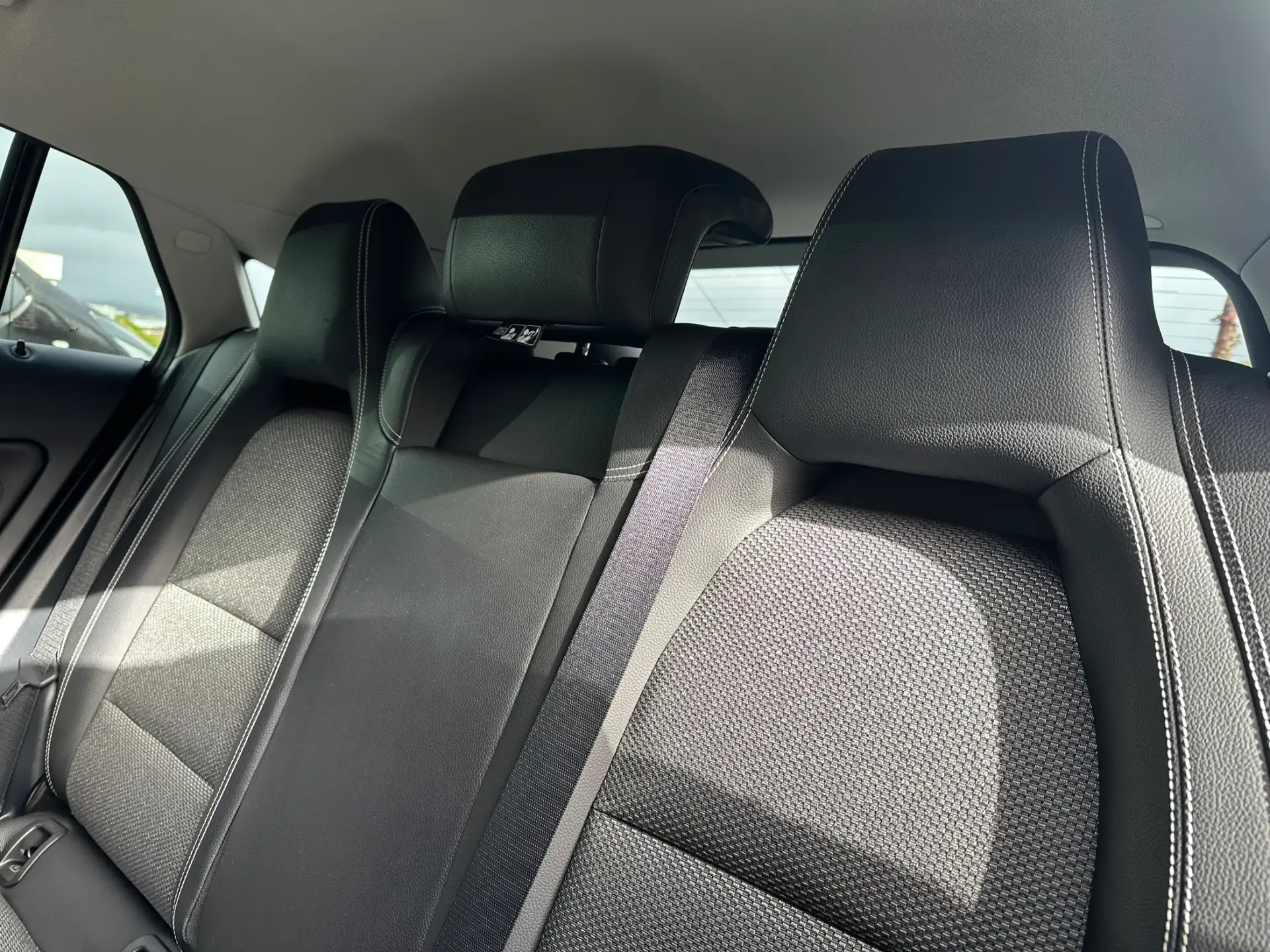 Mercedes-Benz CLA 180 d Urban 31