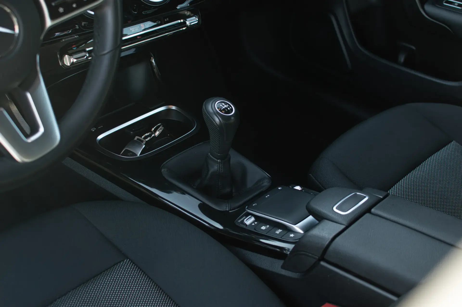 Mercedes-Benz CLA 180 d Business Solutions 22