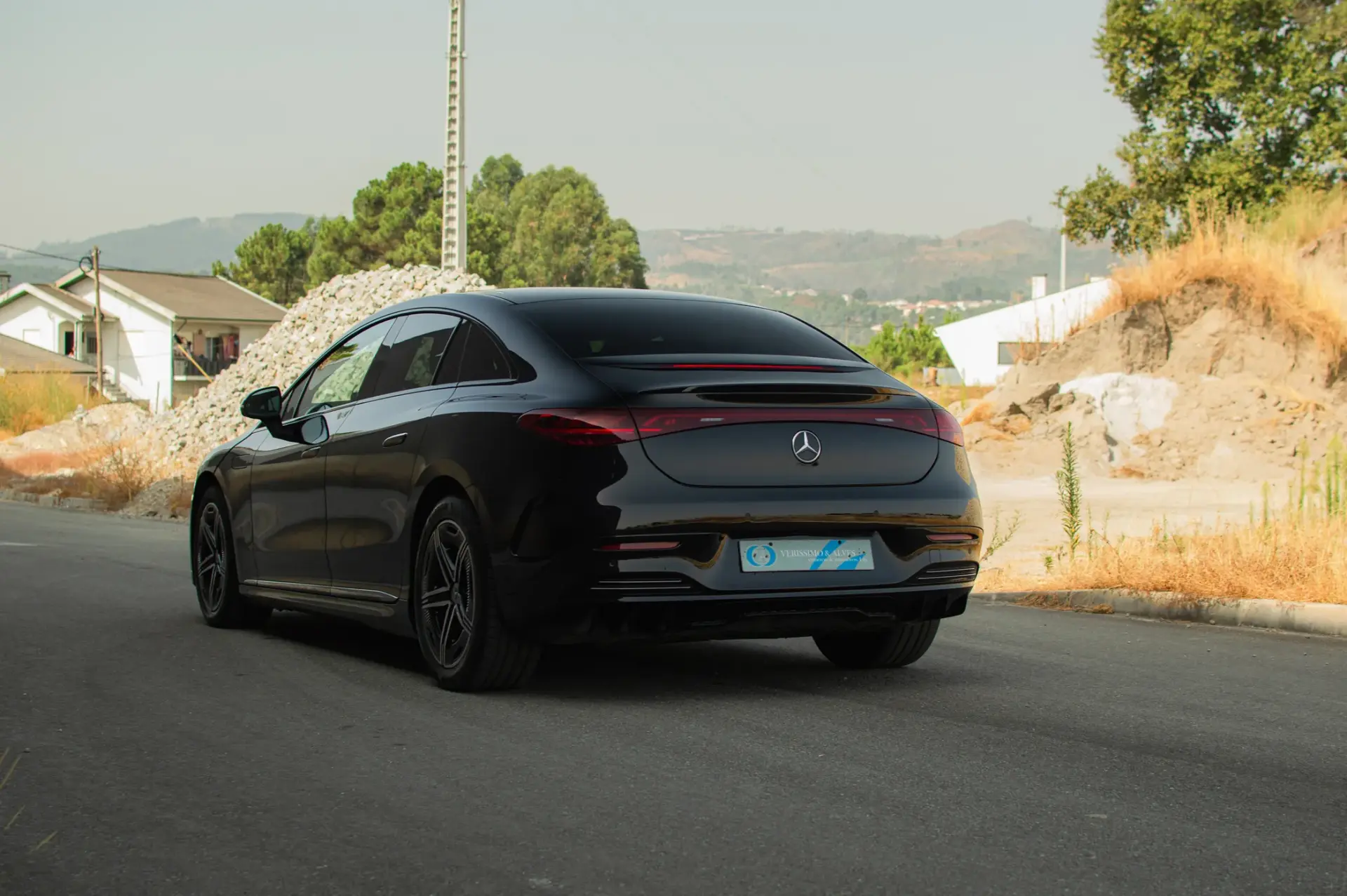 Mercedes-Benz EQE 350 2