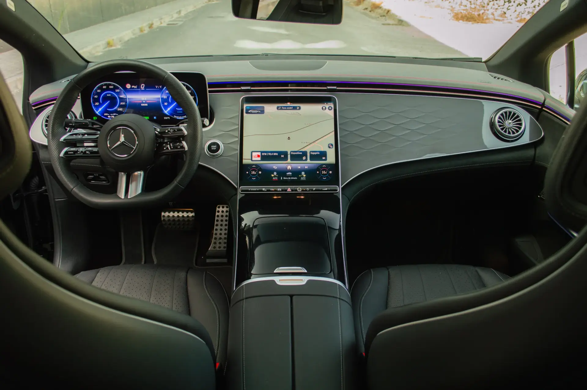 Mercedes-Benz EQE 350 3