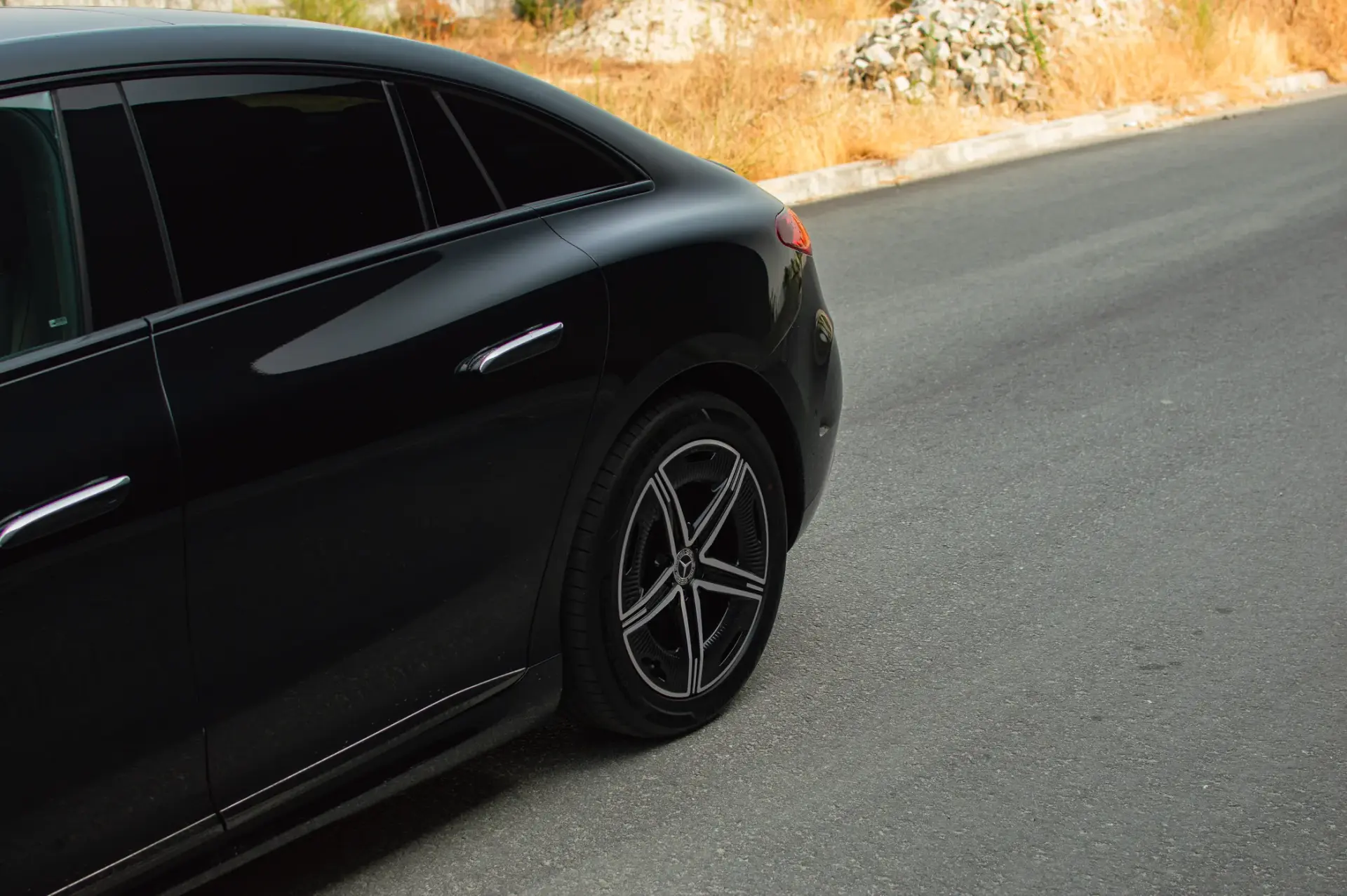 Mercedes-Benz EQE 350 14