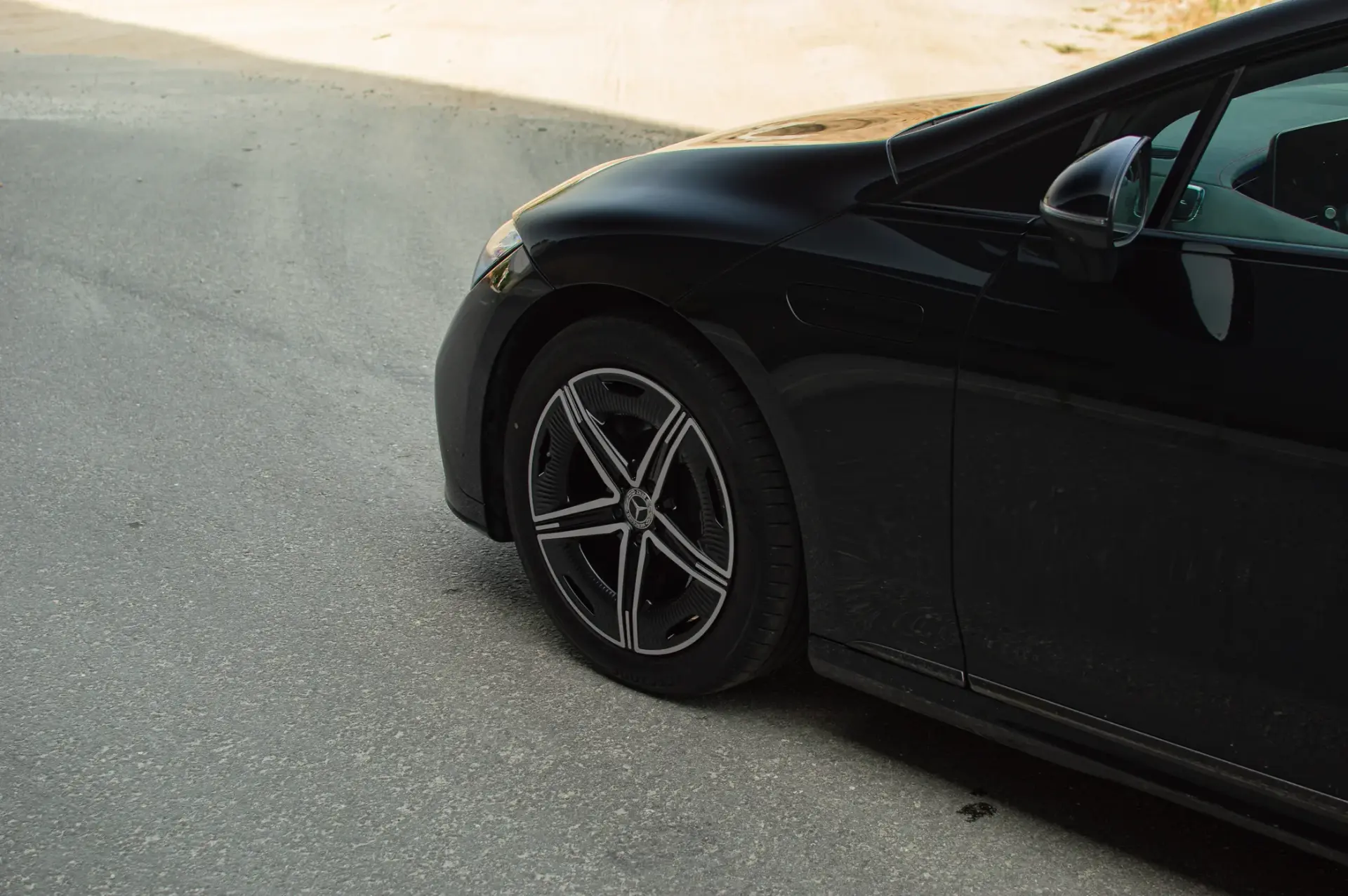 Mercedes-Benz EQE 350 16