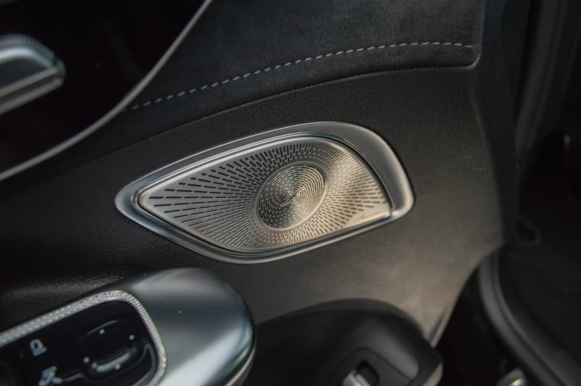 Mercedes-Benz EQE 350 34