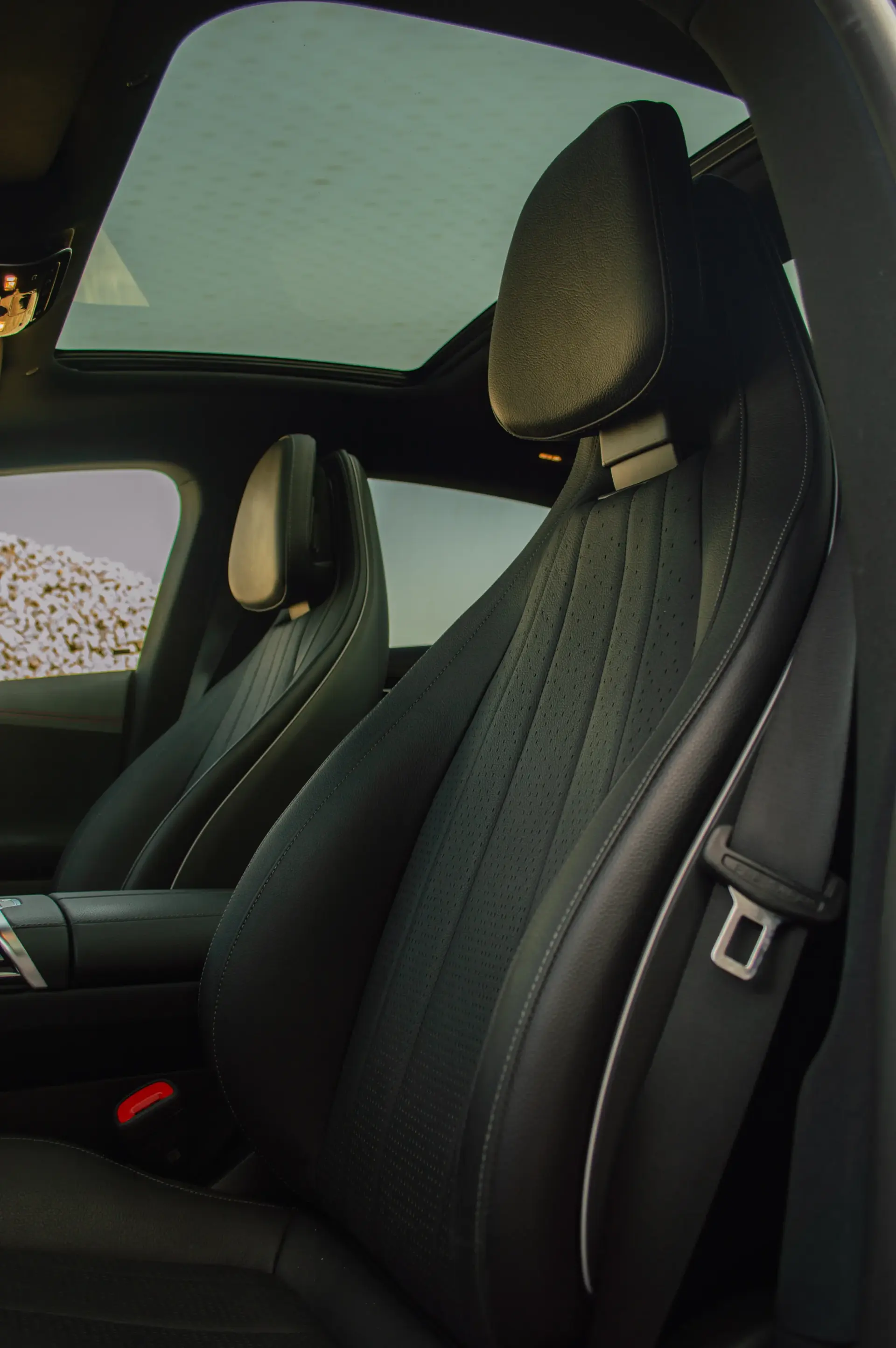 Mercedes-Benz EQE 350 39