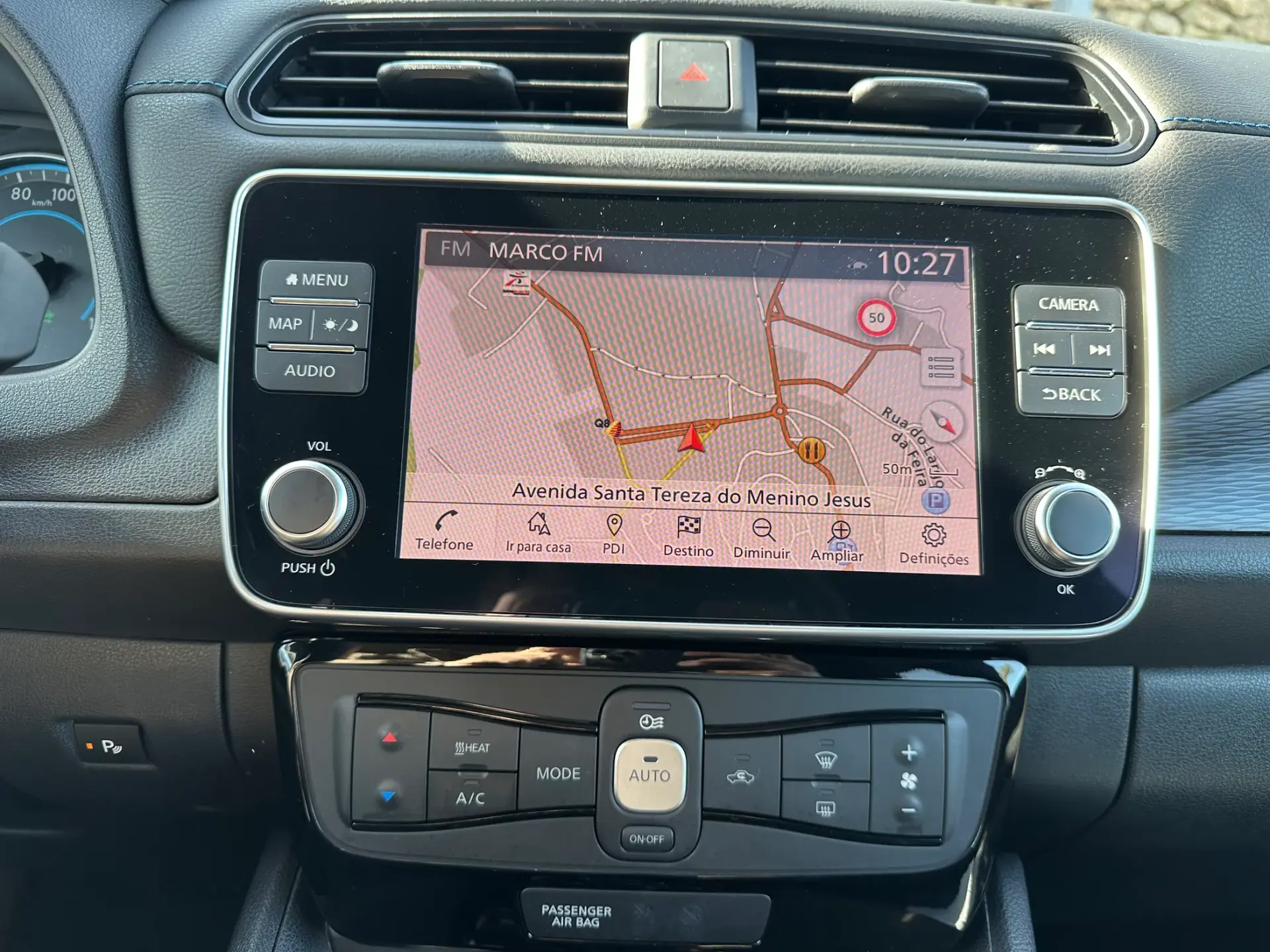 Nissan Leaf N-Connecta 23