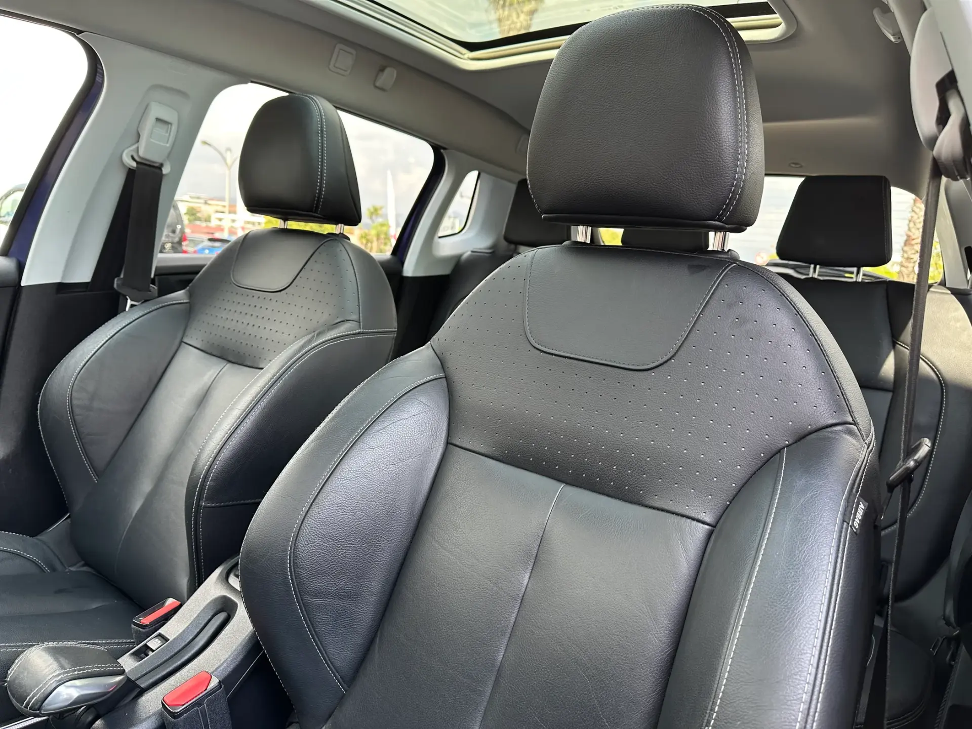 Peugeot 2008 1.6 e-HDi Allure 24