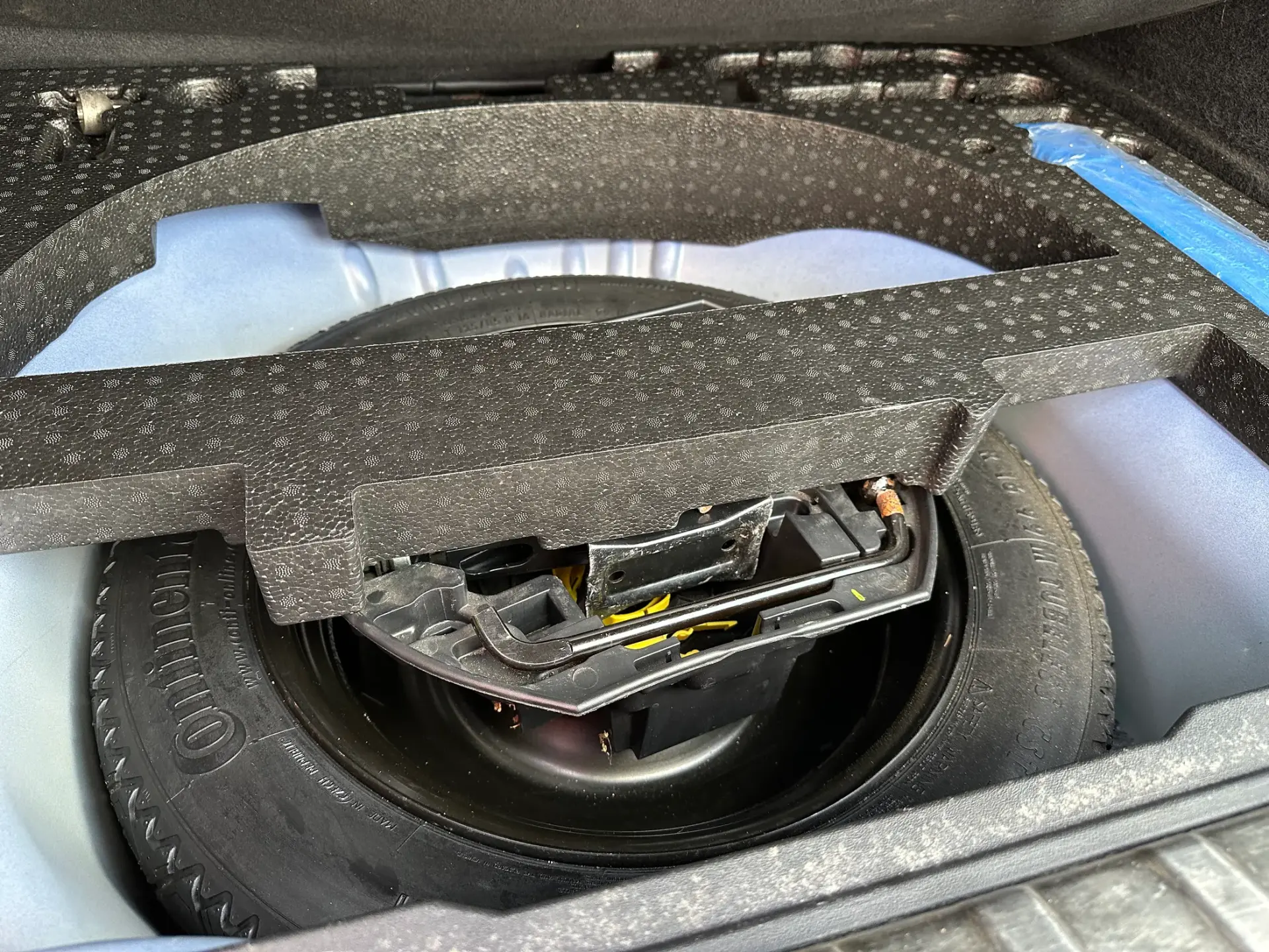 Peugeot 2008 1.6 e-HDi Allure 27