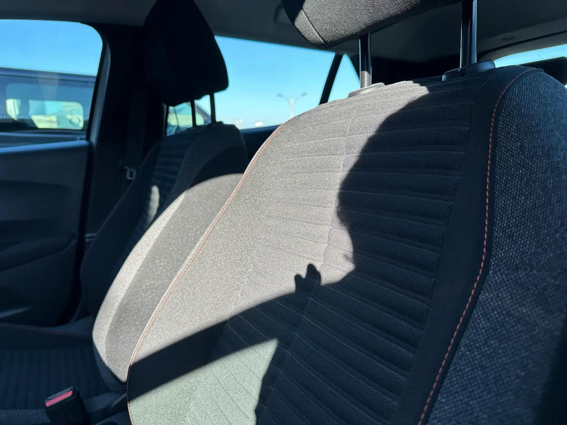 Peugeot 2008 1.5 BlueHDi Active Pack 28