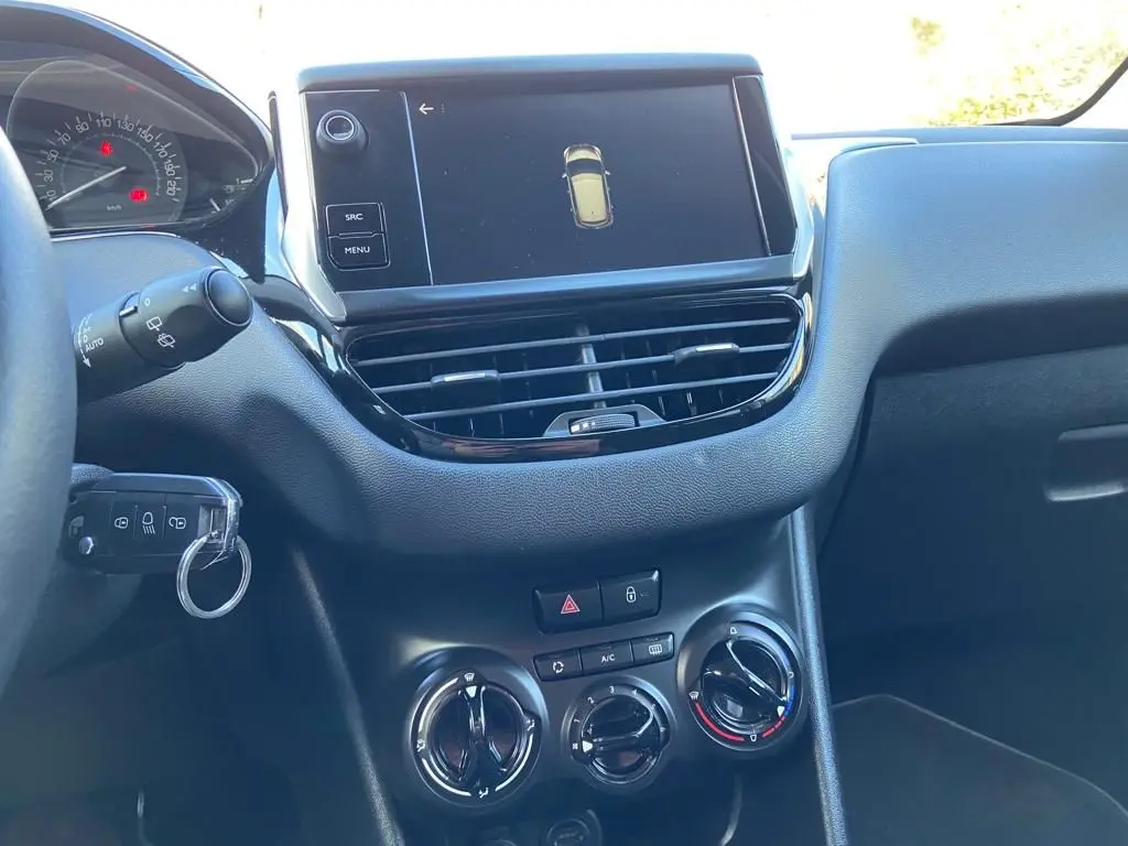 Peugeot 208 1.5 BlueHDi Active 19