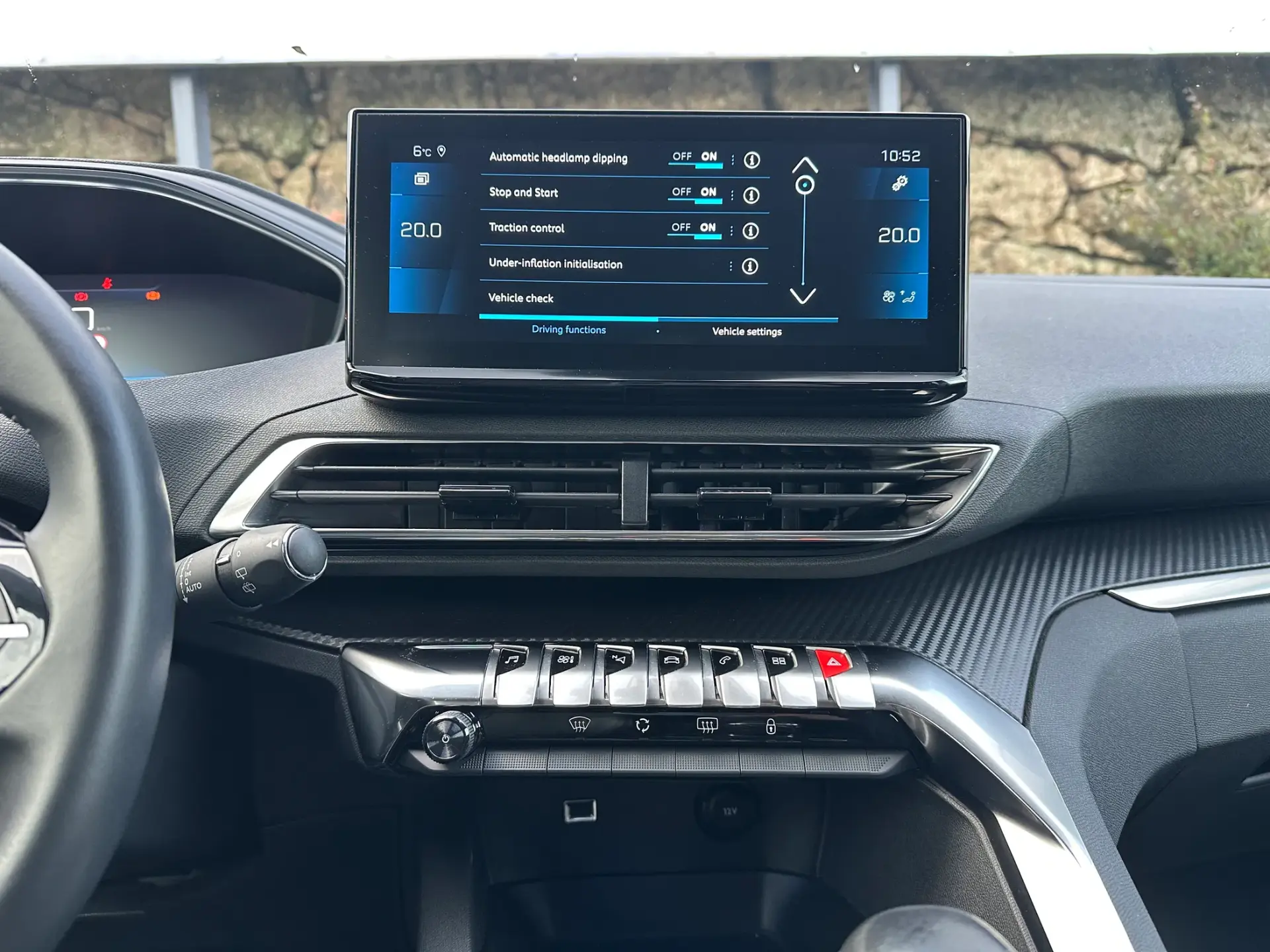 Peugeot 3008 1.5 BlueHDi Allure Pack 18