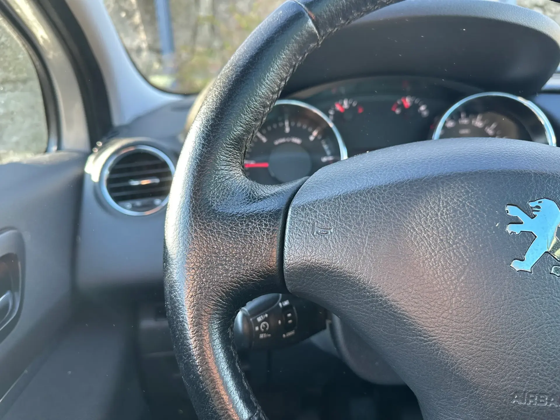 Peugeot 3008 1.6 HDi Premium 17