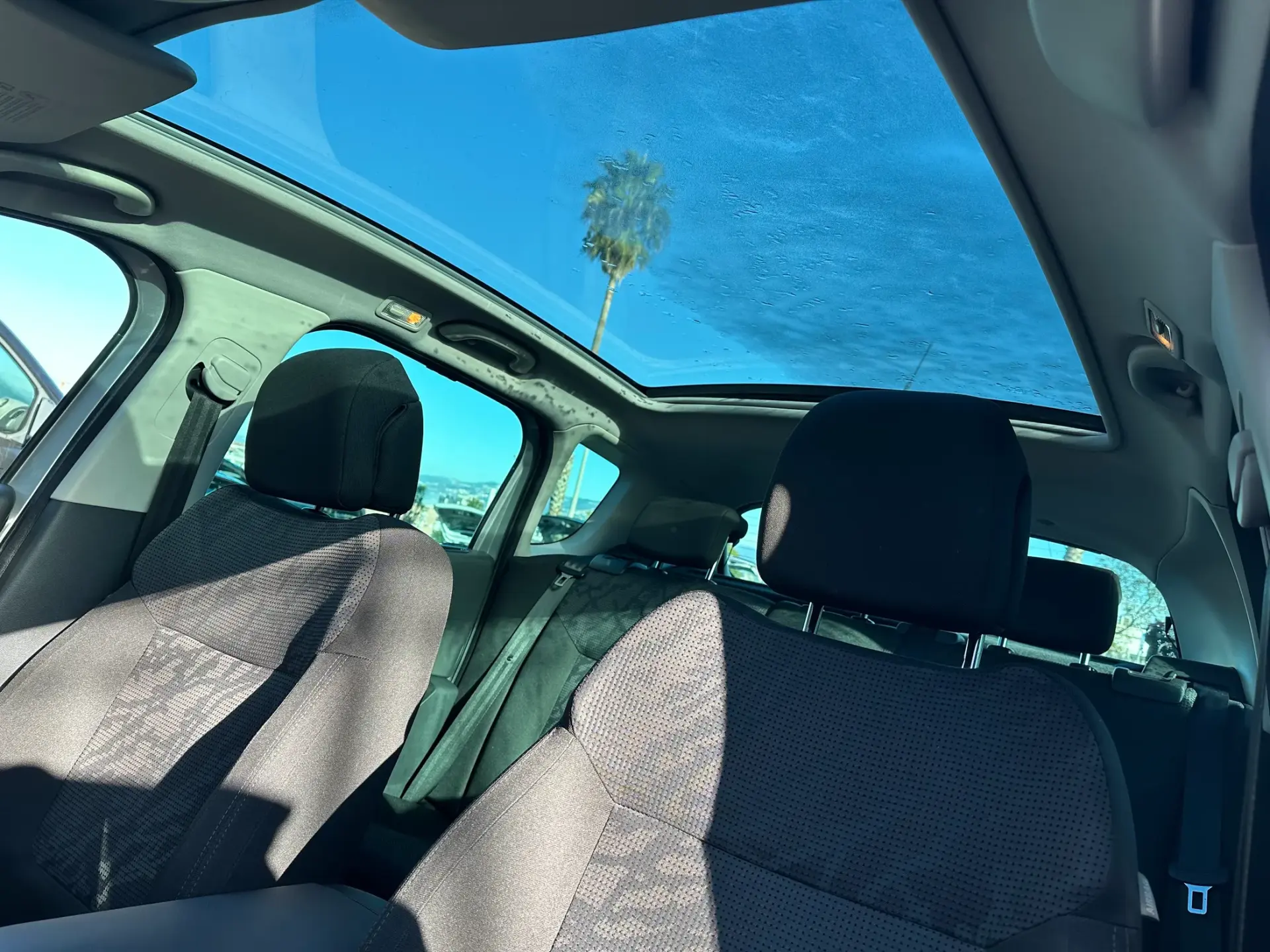 Peugeot 3008 1.6 HDi Premium 26