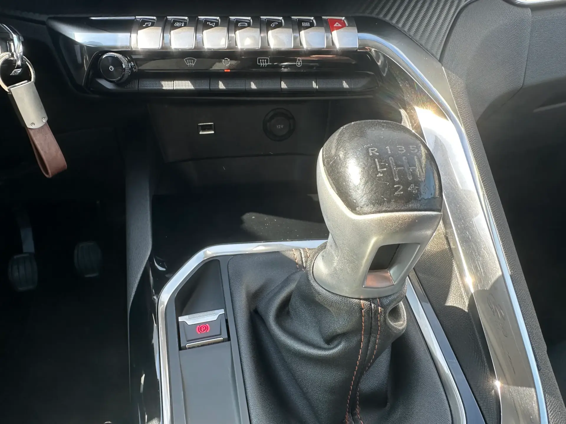 Peugeot 3008 1.5 BlueHDi Active Pack 18